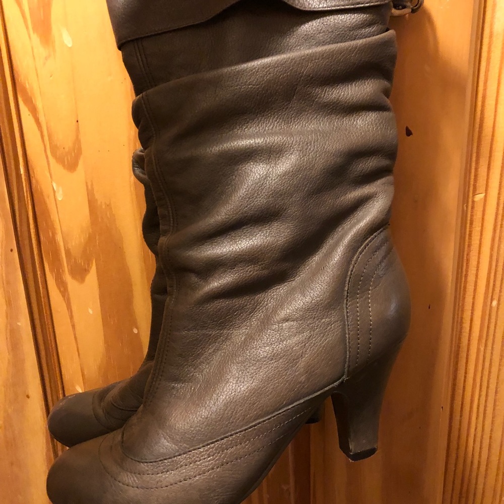 Boots. Size 7.5
